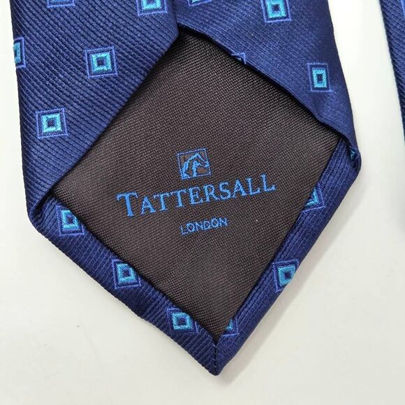 TATTERSALL LONDON SILK TIE BLUE GEOMETRIC SQUARES SATIN LUXURY 3" X 59" - Picture 4 of 4